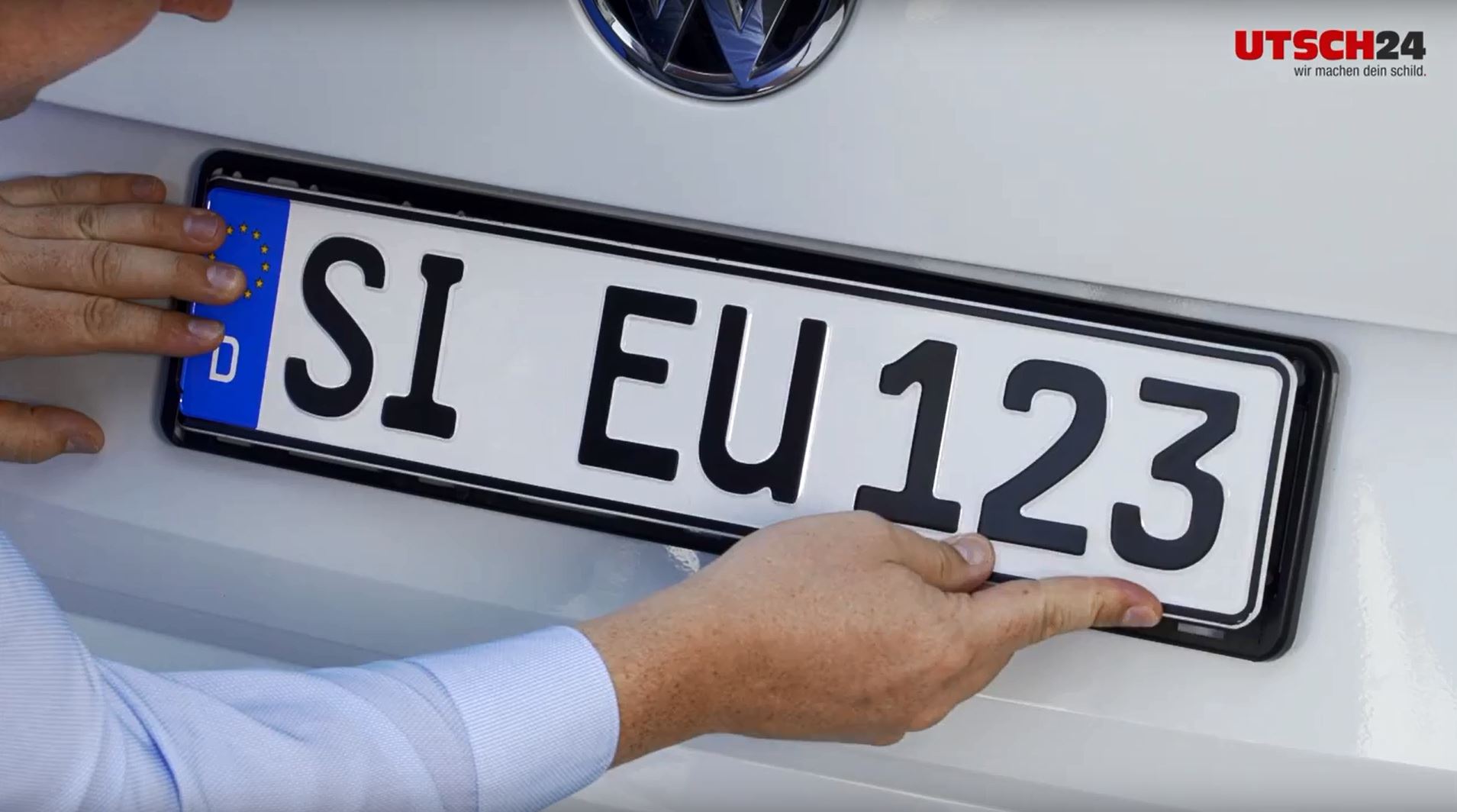 Kennzeichenhalter selbst gestalten - ERUSTAR Special mit individuellem Digitaldruck